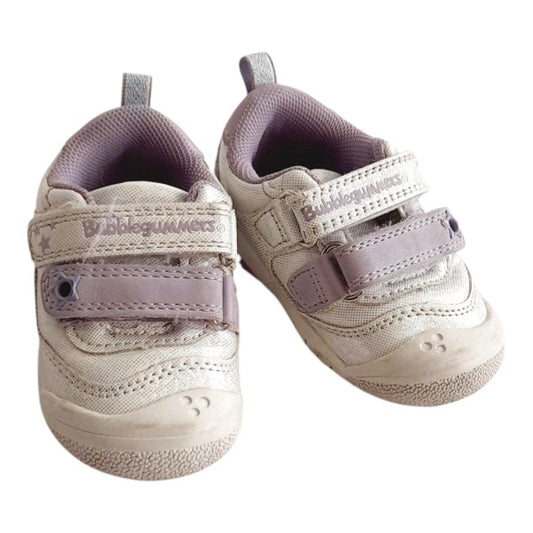 Zapatilla blanda Cuerina Multicolor Marca Otra 18 Estado Casi tiki