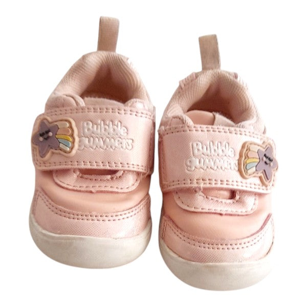 Zapatilla blanda Cuerina Rosa Marca Otra 18 Estado Casi tiki