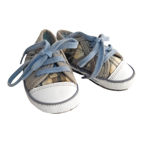 Zapatilla blanda Tela cuadrillé Marca Colloky 16 Estado Casi tiki