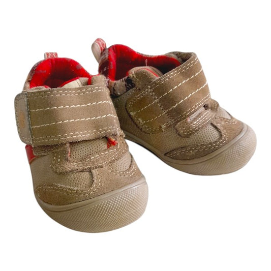 Botín duro Cuerina Multicolor Marca 4kids 20 Estado Casi tiki