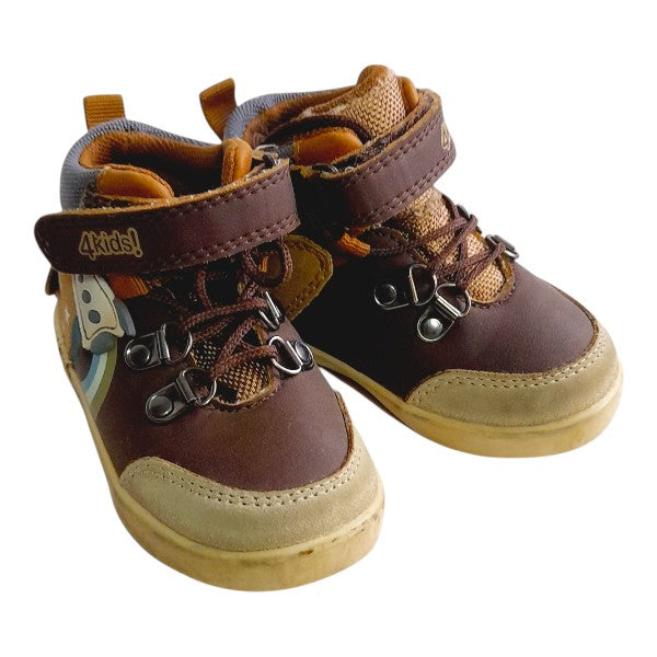 Botín blando Tela Crema Marca Urb 15 Estado Casi tiki