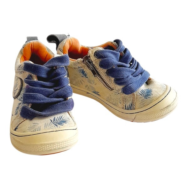 Zapatilla dura Cuerina Diseños Marca Otra 25 Estado Casi tiki