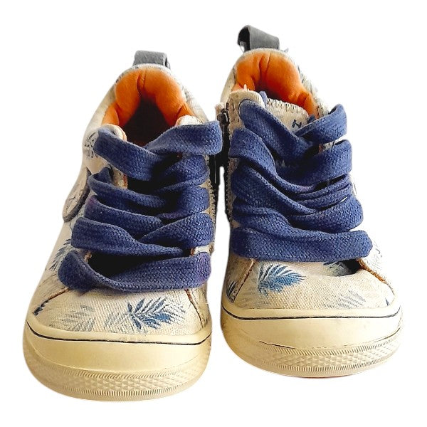 Zapatilla dura Cuerina Diseños Marca Otra 25 Estado Casi tiki