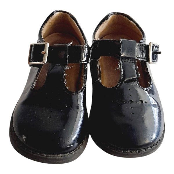 Zapato duro Cuerina Negro Marca Opaline 23 Estado Casi tiki
