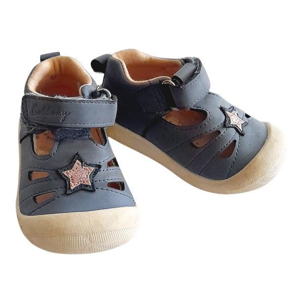 Zapato duro Cuerina Gris Marca Colloky 16 Estado Casi tiki