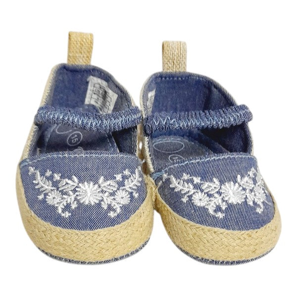 Botín duro Cuerina Mostaza Marca Black and blue 26 Estado Tiki taka