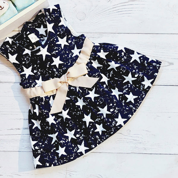 Vestido azul de estrellas blancas de 6 meses  Marca Genérica Estado Tiki taka