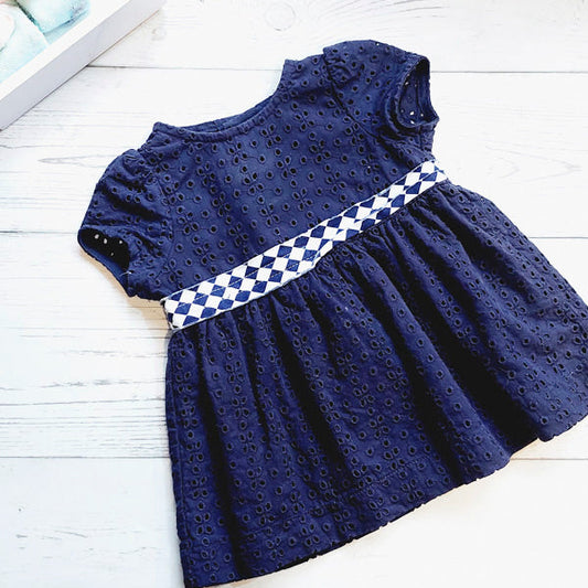 Vestido tela tipo encaje azul y falso de tela 6 meses Marca EPK Estado Tiki taka
