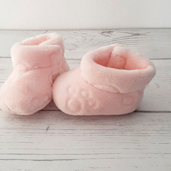 Zapato blando pantuflas rosadas peluditas 3-6 meses Marca Genérica Estado Nuevo