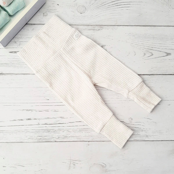 Calza algodón blanco Recién Nacido Marca H&M Estado Tiki taka