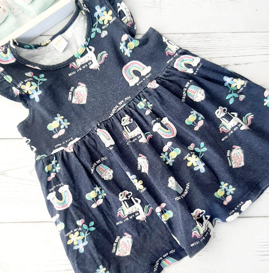 Vestido algodón flores y arcoiris 2 años Marca Yamp! Estado Casi tiki